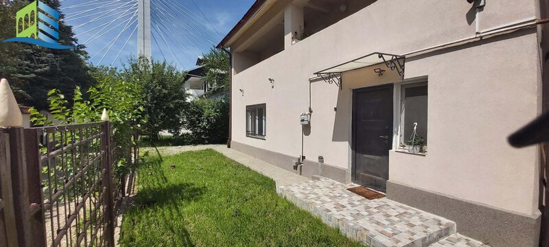 Baneasa, casa de vanzare + curte mare