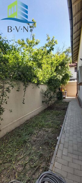 Baneasa, casa de vanzare + curte mare